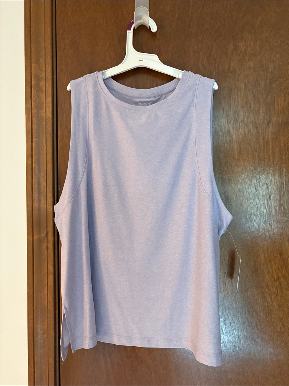 Lilac Old Navy cloud motion tank. New.